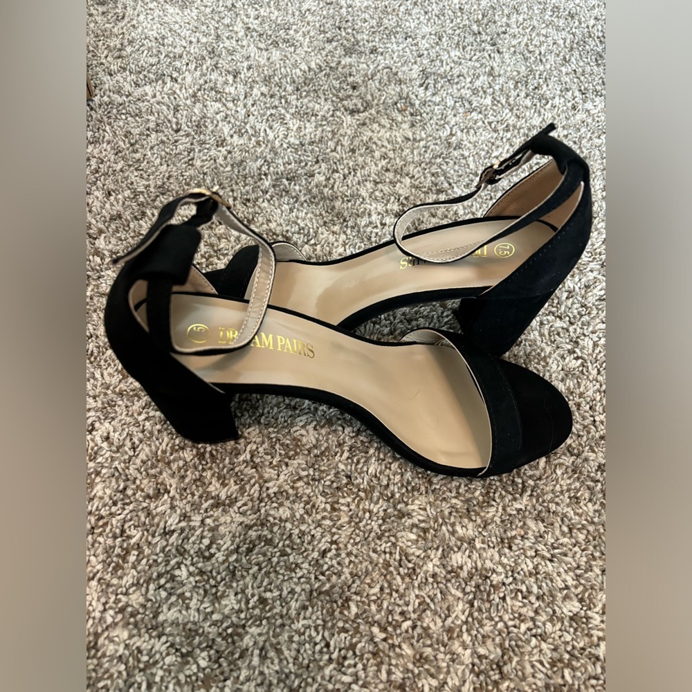 DREAM PAIRS Women's Chunk Low Heel Pump Sandals Size 7.5